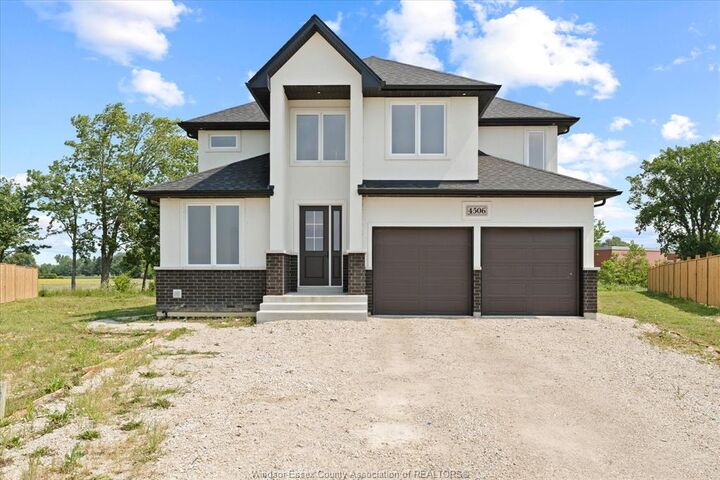 4506 Ursula — photo 1