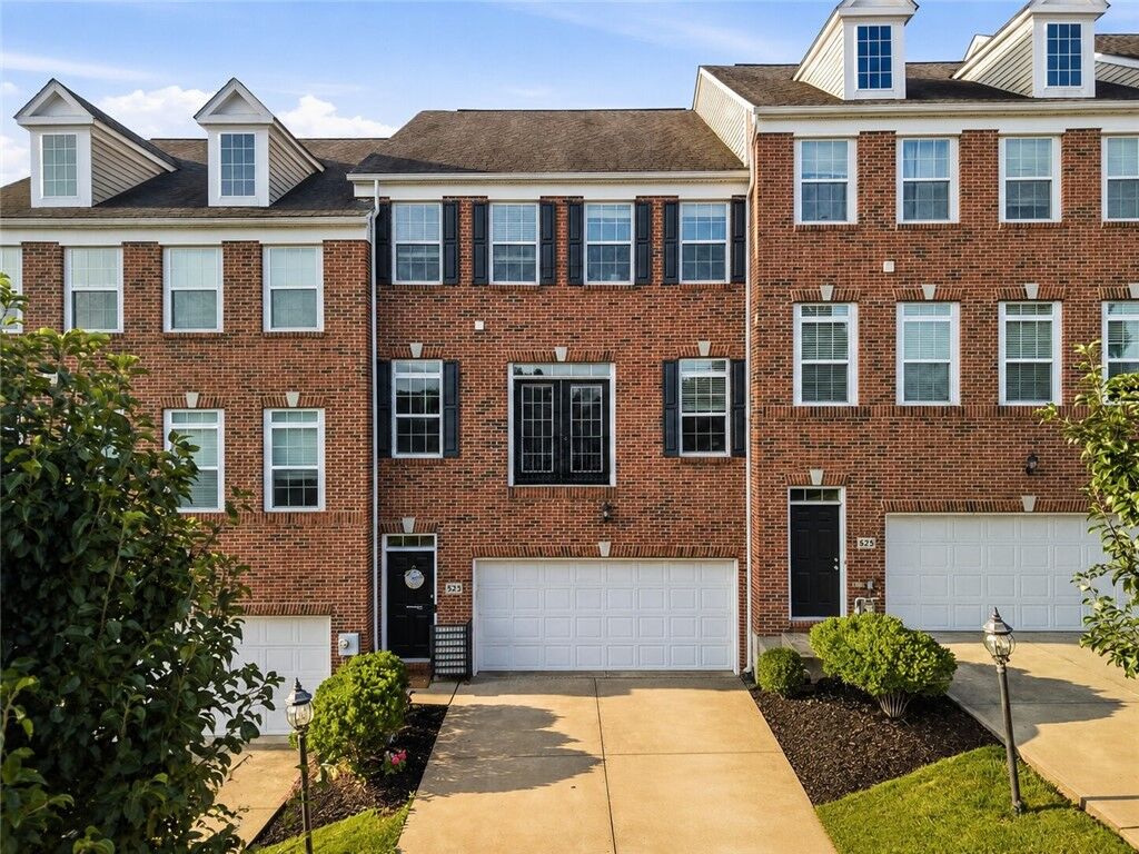 Property Photo:  523 Gala Dr  PA 15317 