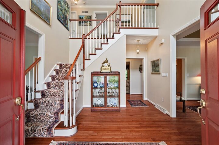 Property Photo:  106 Springbrooke Dr  PA 15367 
