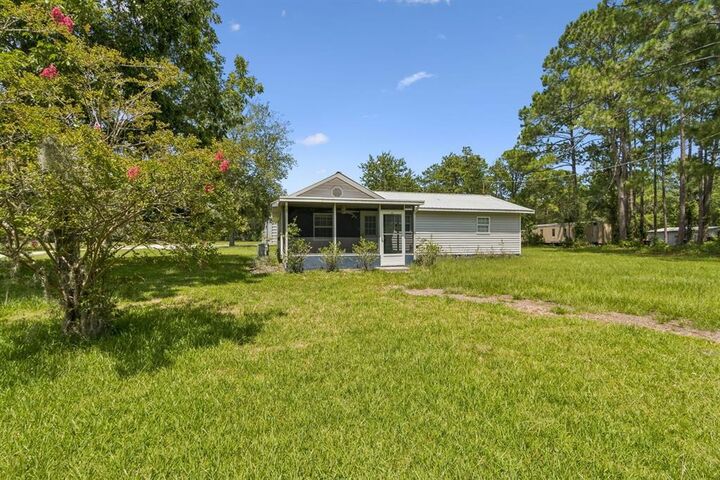Property Photo:  95476 Rainbow Acres Road  FL 32034 