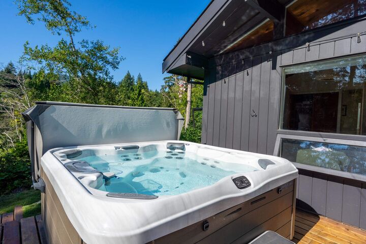 Property Photo: 1440 Velvet Road BC V0N 1V5