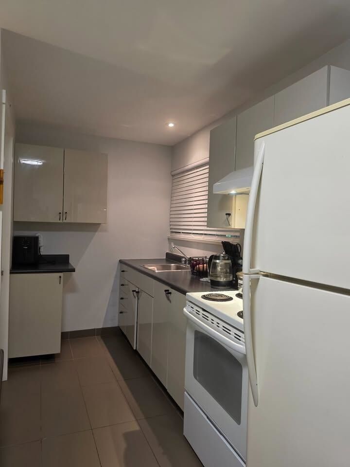 Property Photo:  737 Robinson  BC V3J 4E9 