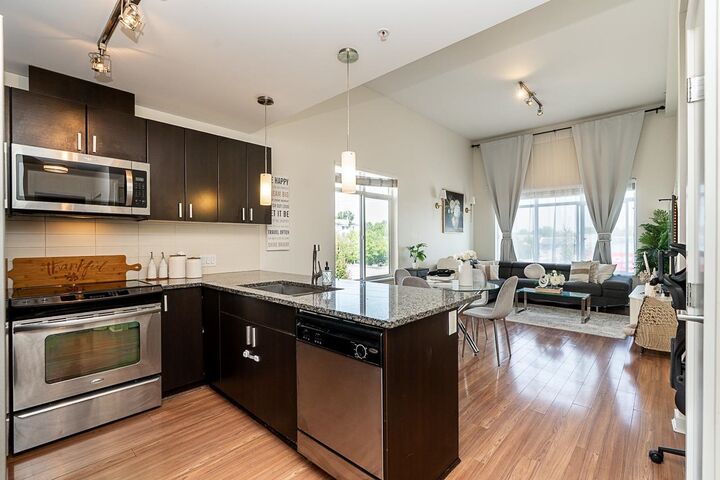 Property Photo: 7511 120 Street 414 BC V4C 0C1
