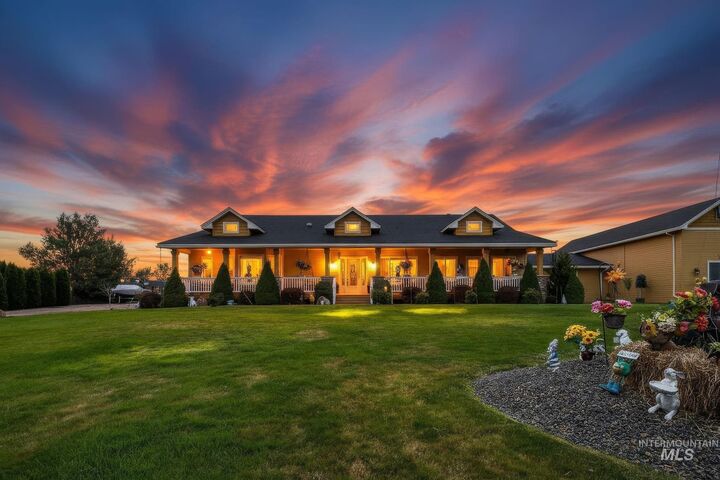Property Photo:  11378 Purple Sage Rd  ID 83644 