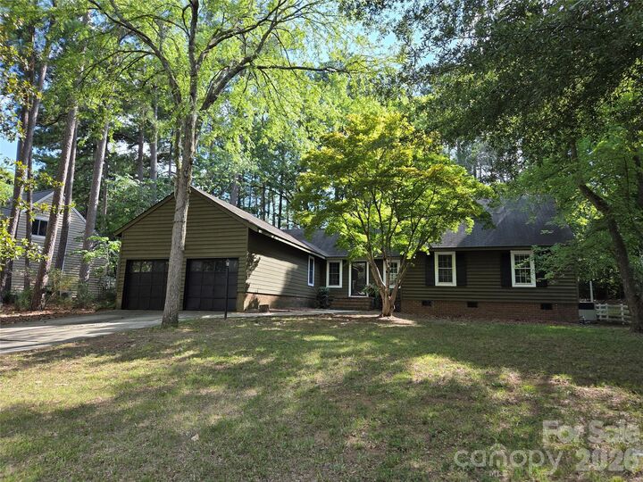 Property Photo:  8315 Park Vista Circle  NC 28226 