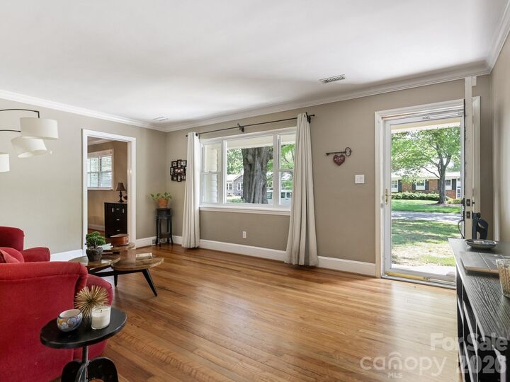 Property Photo:  5634 Wedgewood Drive  NC 28210 