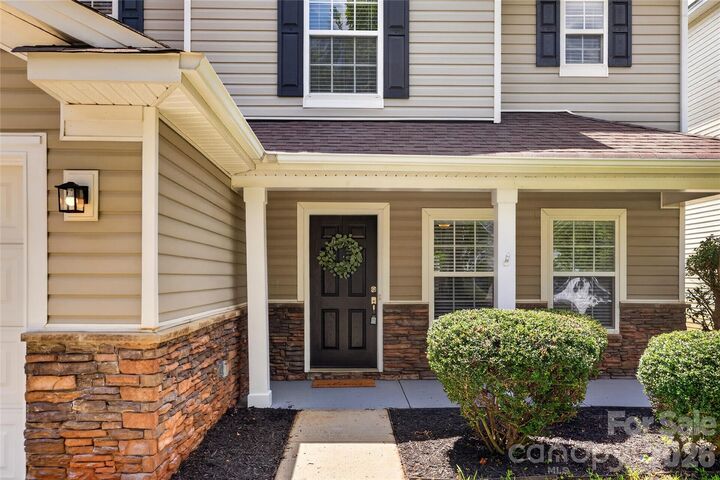 Property Photo:  8932 Oransays Way  NC 28278 