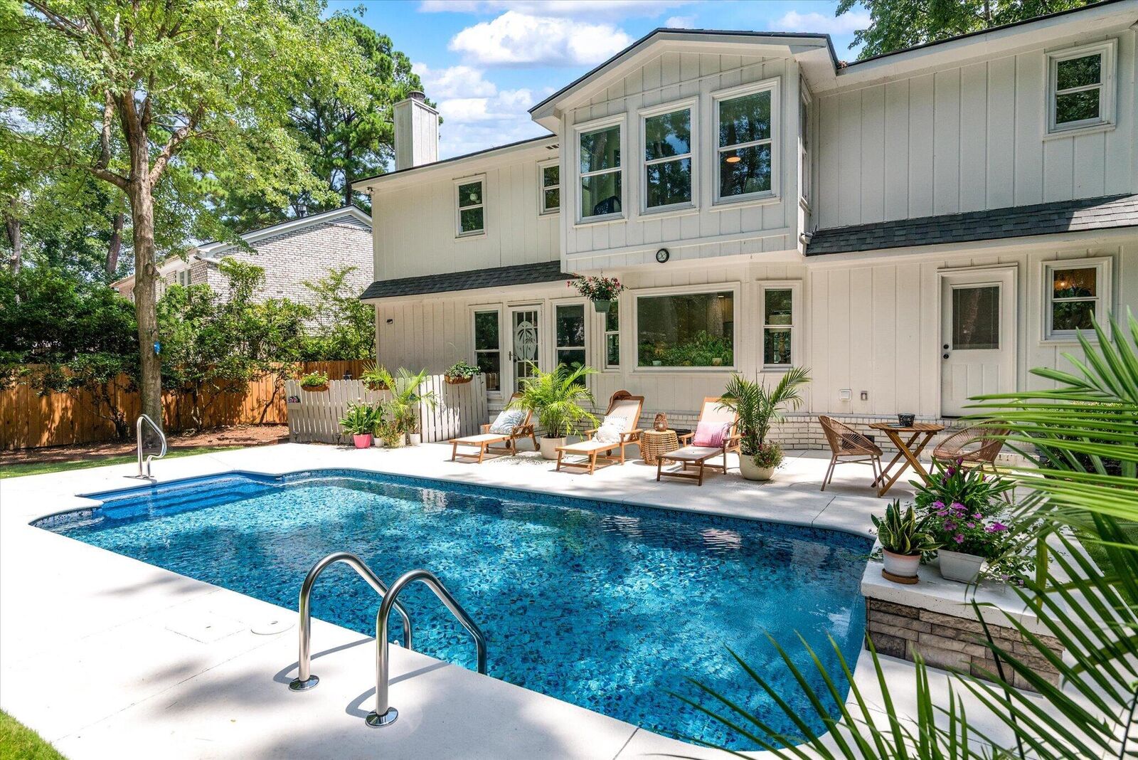 Property Photo: 220 Runnymede Lane SC 29485