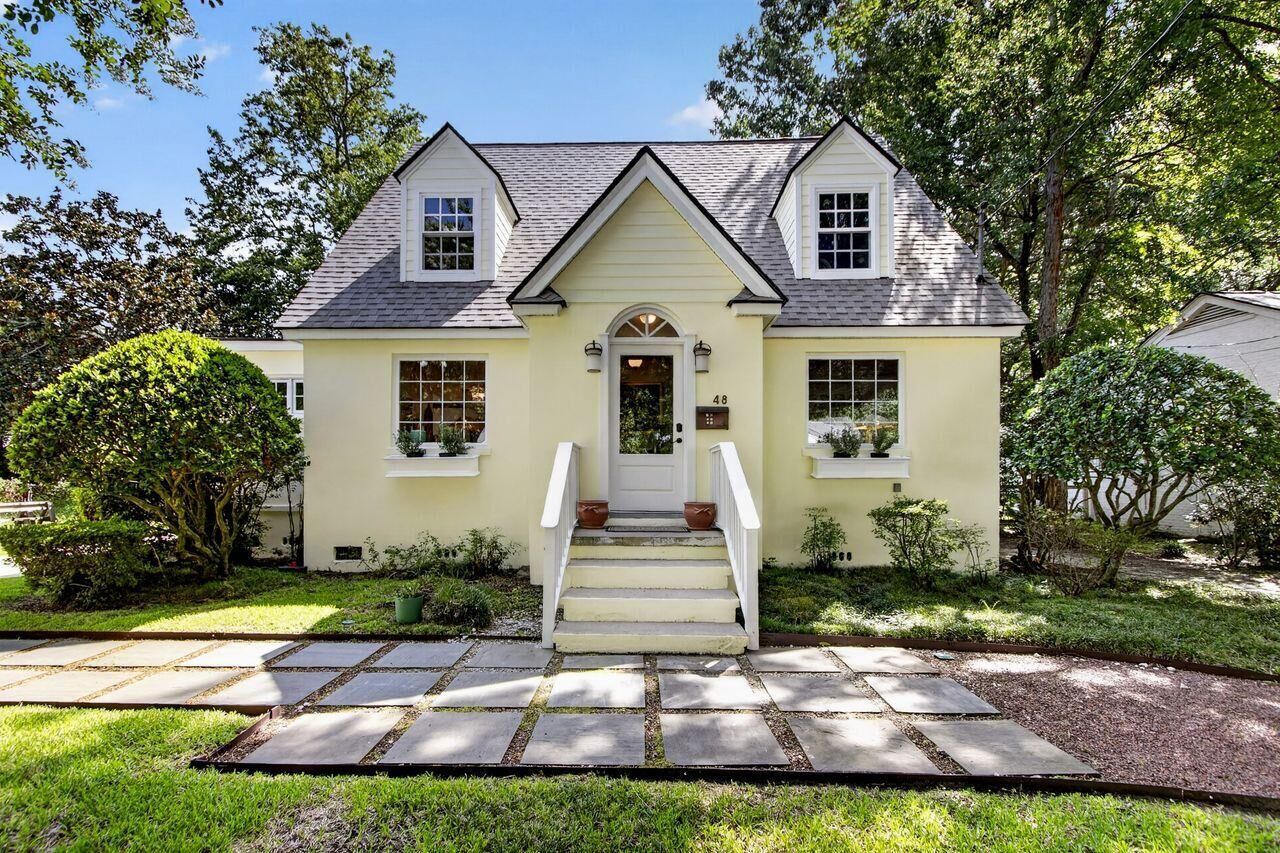 Property Photo:  48 Avondale Avenue  SC 29407 