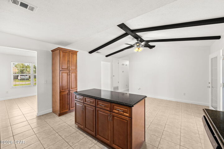 Property Photo: 6307 Babby Lane FL 32404