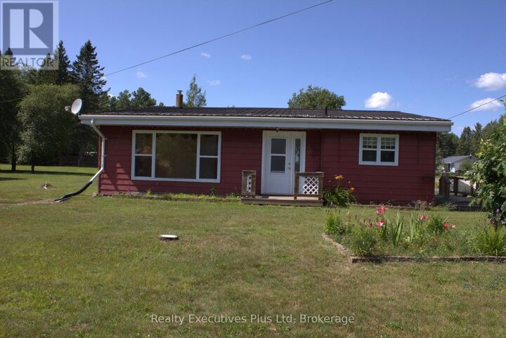 Property Photo:  106 Cheryl Crescent  ON P0A 1Z0 