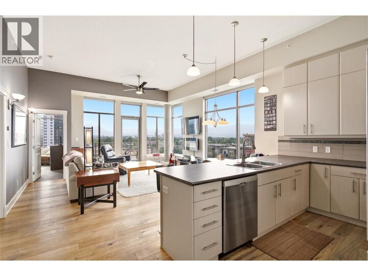 Property Photo: 1329 Ellis Street 704 BC V1Y 9X5