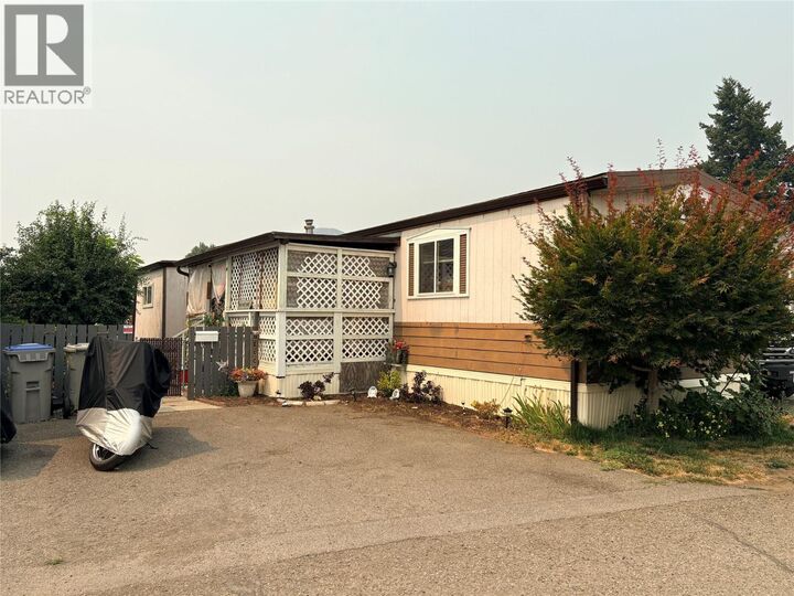 Property Photo: 1655 Ord Road 165 BC V2B 7V6