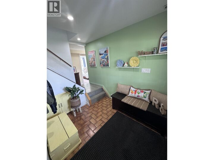 Property Photo:  9807 114 Avenue  BC V1J 4R8 