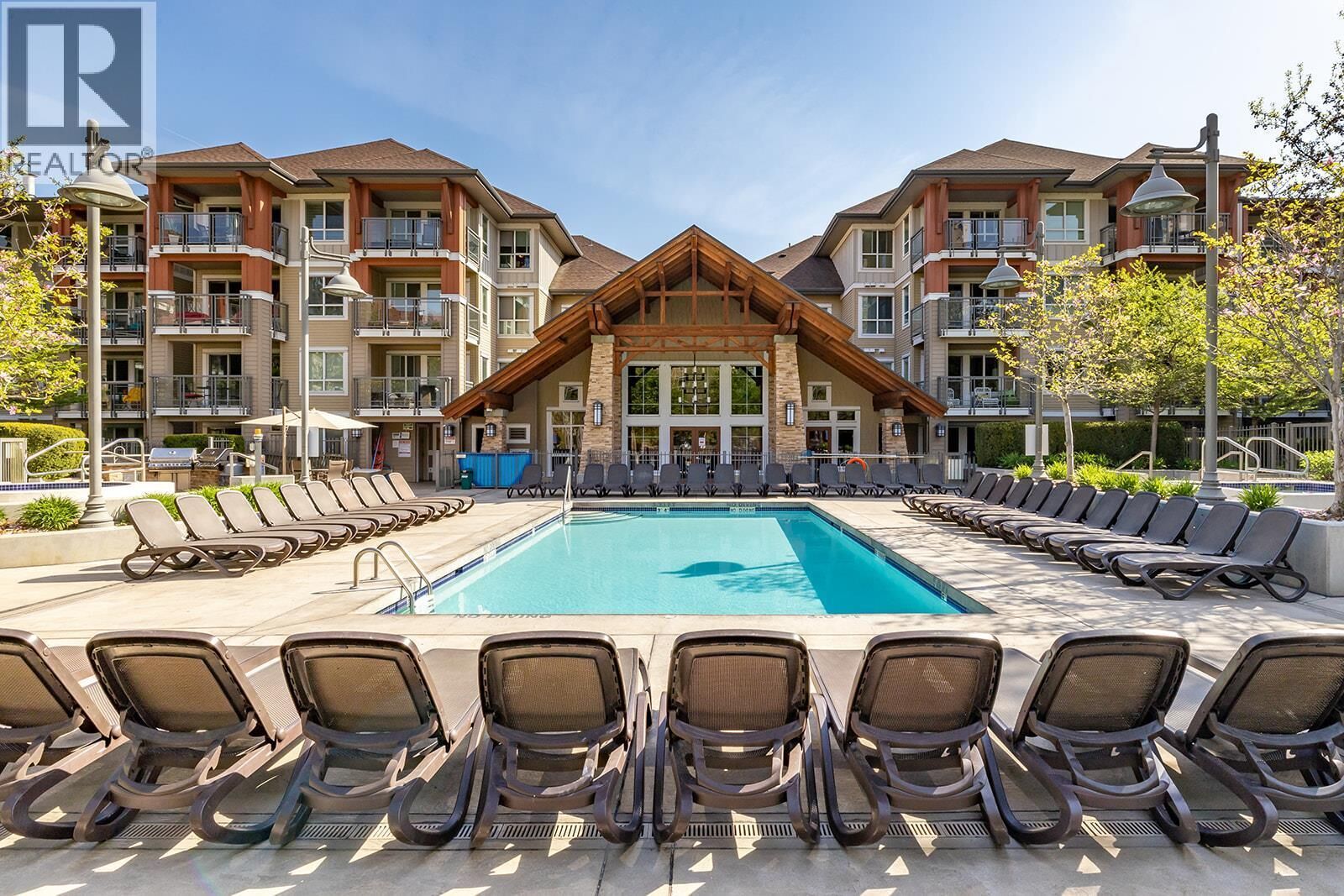 Property Photo: 1089 Sunset Drive 208 BC V1Y 9Z3