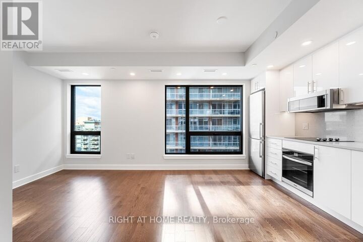 Property Photo: 180 George Street 1403 ON K1N 0G8