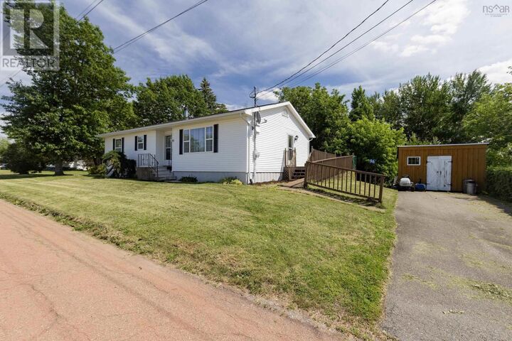 Property Photo:  96 Queen Street  NS B0K 1L0 