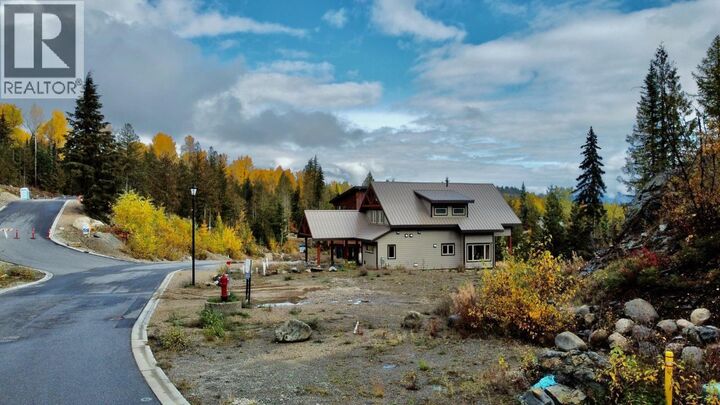 Property Photo:  1018 Olaus Way  BC V0G 1Y0 