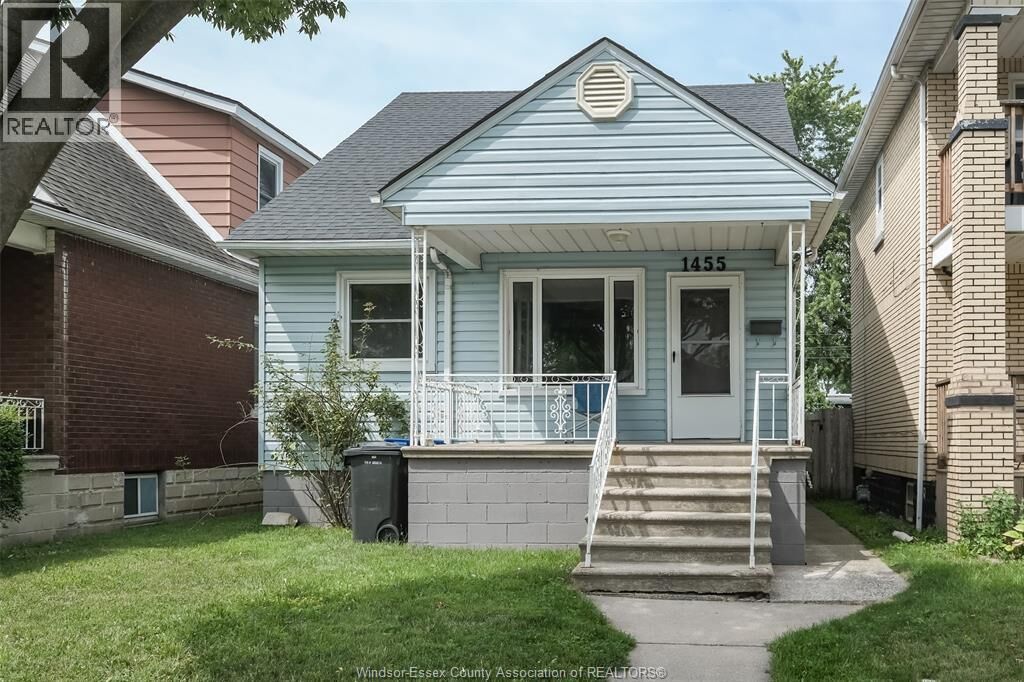 Property Photo:  1455 Henry Ford Circle 1  ON N8Y 2V2 