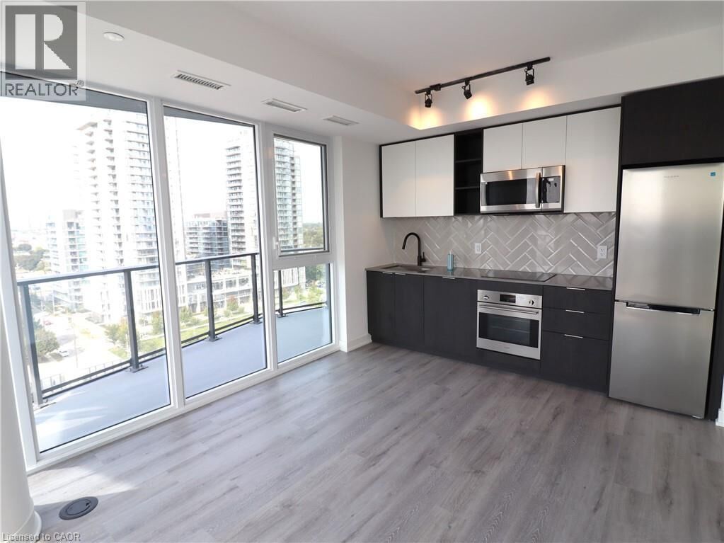 Property Photo:  36 Zorra Street 1203  ON M8Z 0G5 
