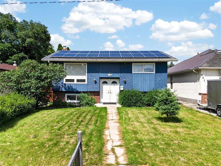 Property Photo: 257 Douglas Avenue MB R2G 0Y2