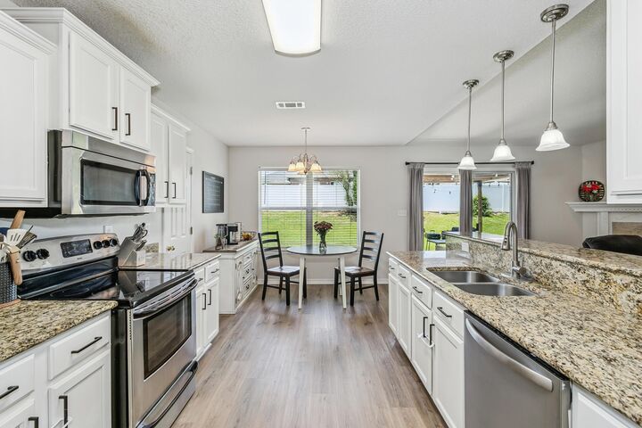 Property Photo:  3085 Border Creek Drive  FL 32539 