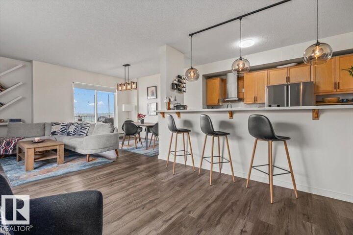 9707 105 Street NW 704 — photo 1