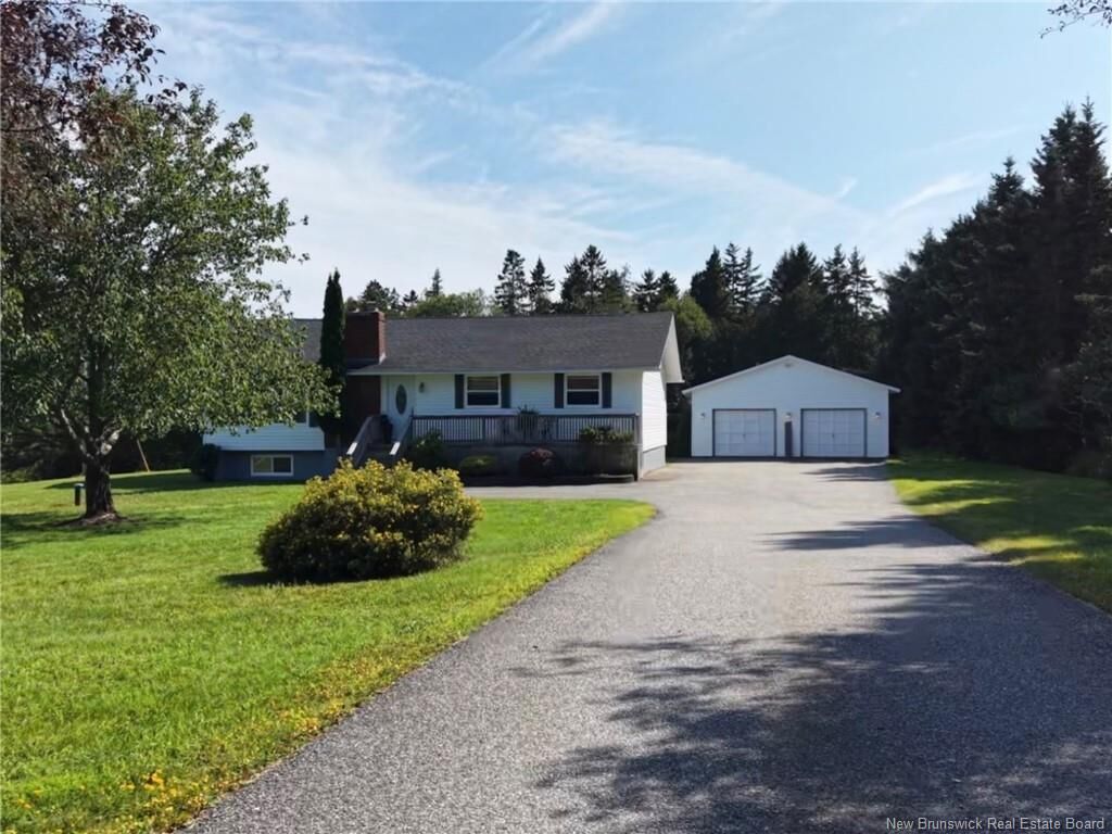 Property Photo:  13 Woodward Crescent  NB E2E 1N5 