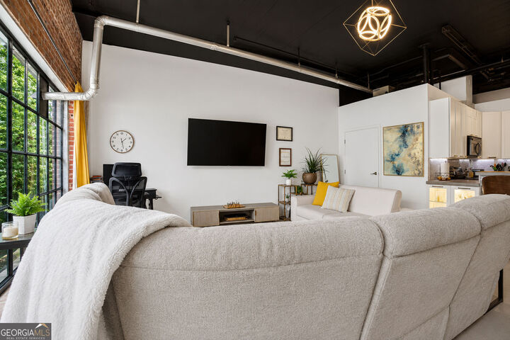 Property Photo:  881 Memorial Drive SE 116  GA 30316 