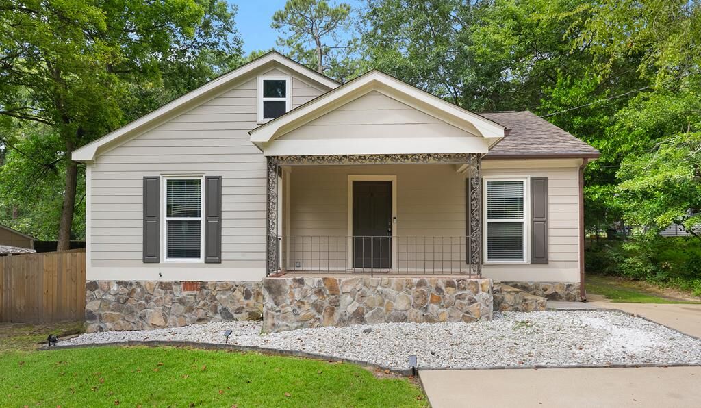 Property Photo:  3127 Oak Circle  GA 31907 