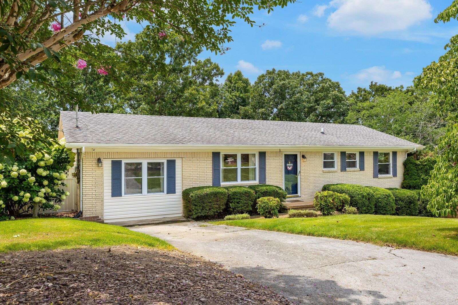 Property Photo:  2528 Standifer Hills Drive  TN 37421 