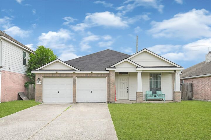 Property Photo: 15130 Diamond Way TX 77523