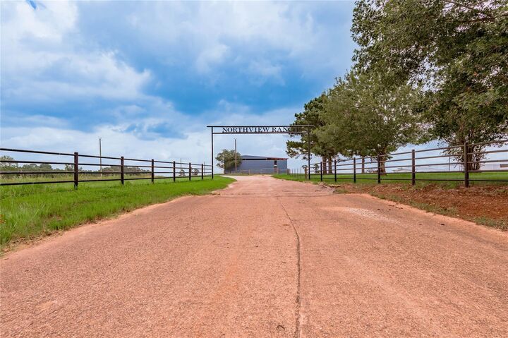 Property Photo: 51 Northview Trail TX 75835