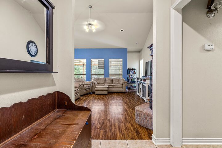 Property Photo:  821 Alta  TX 75601-0000 