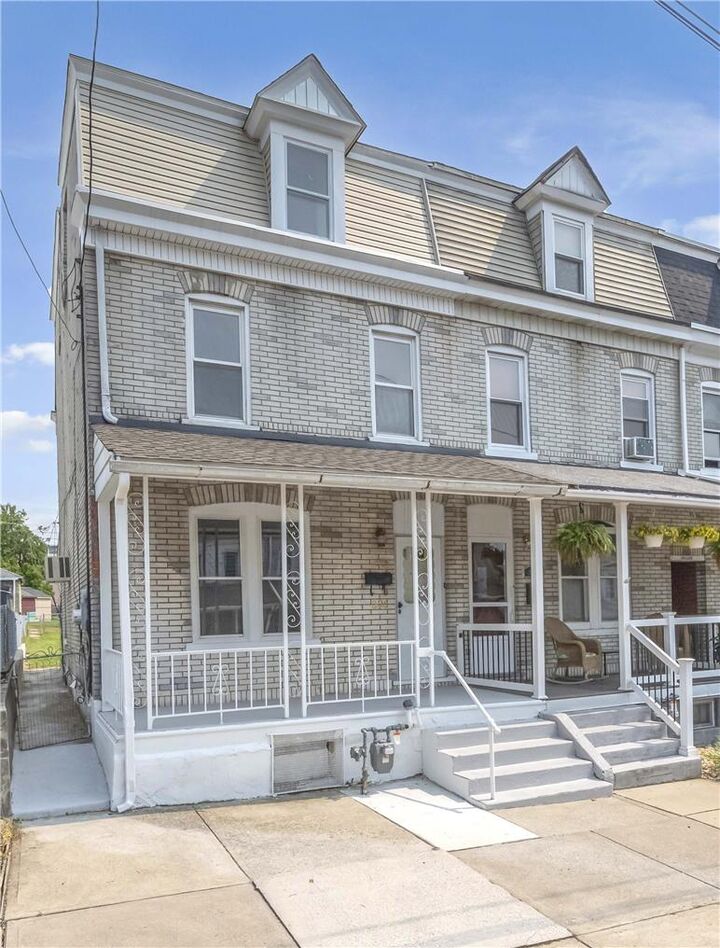 Property Photo: 326 E Union Street PA 18109