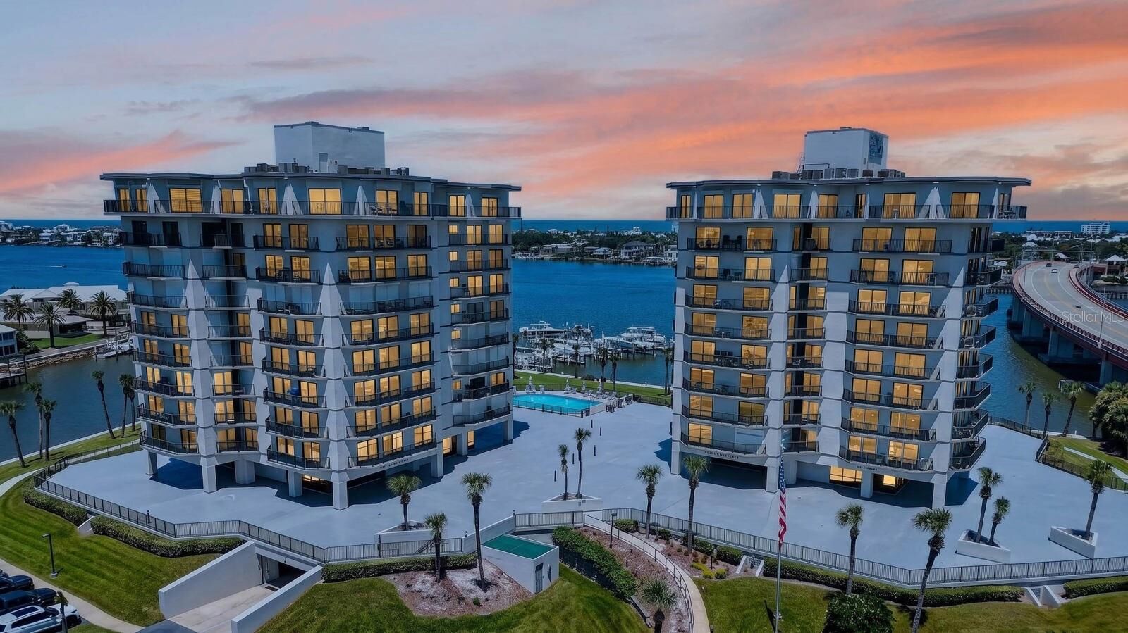 Property Photo:  503 N Causeway 2020  FL 32169 