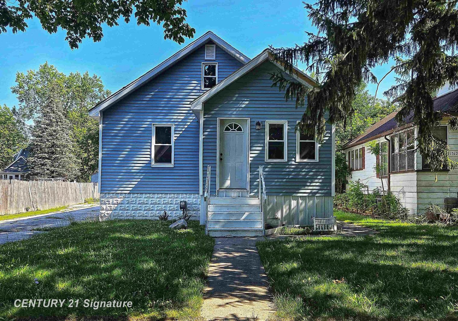 Property Photo:  1516 Vermont Street  MI 48602 