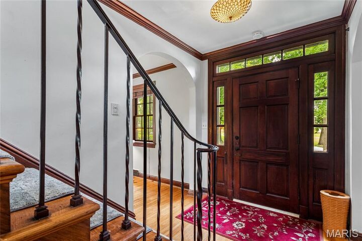 Property Photo:  7400 Warwick Drive  MO 63121 