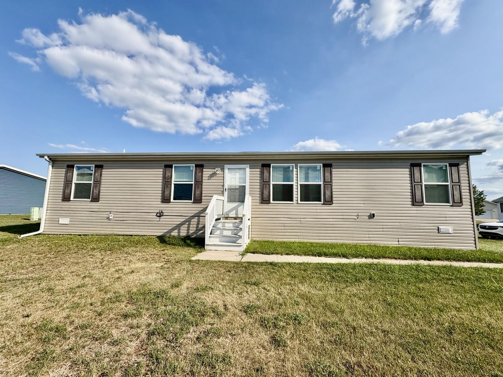 Property Photo:  1050 Cambry Circle  MI 49240 