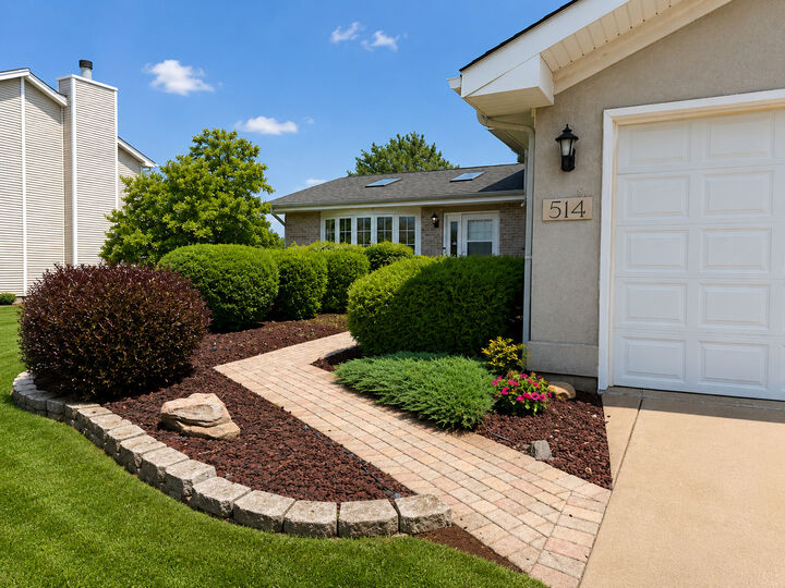 Property Photo: 514 Stephanie Drive IL 60441