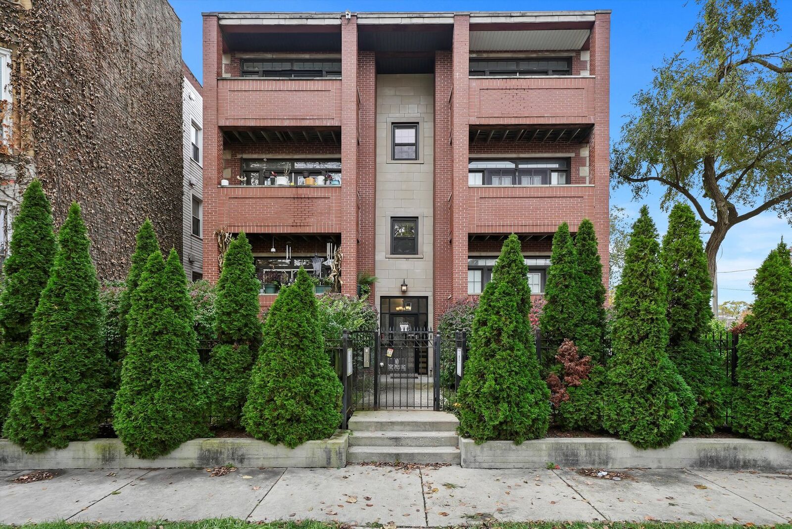 Property Photo:  6500 S Minerva Avenue 3N  IL 60637 