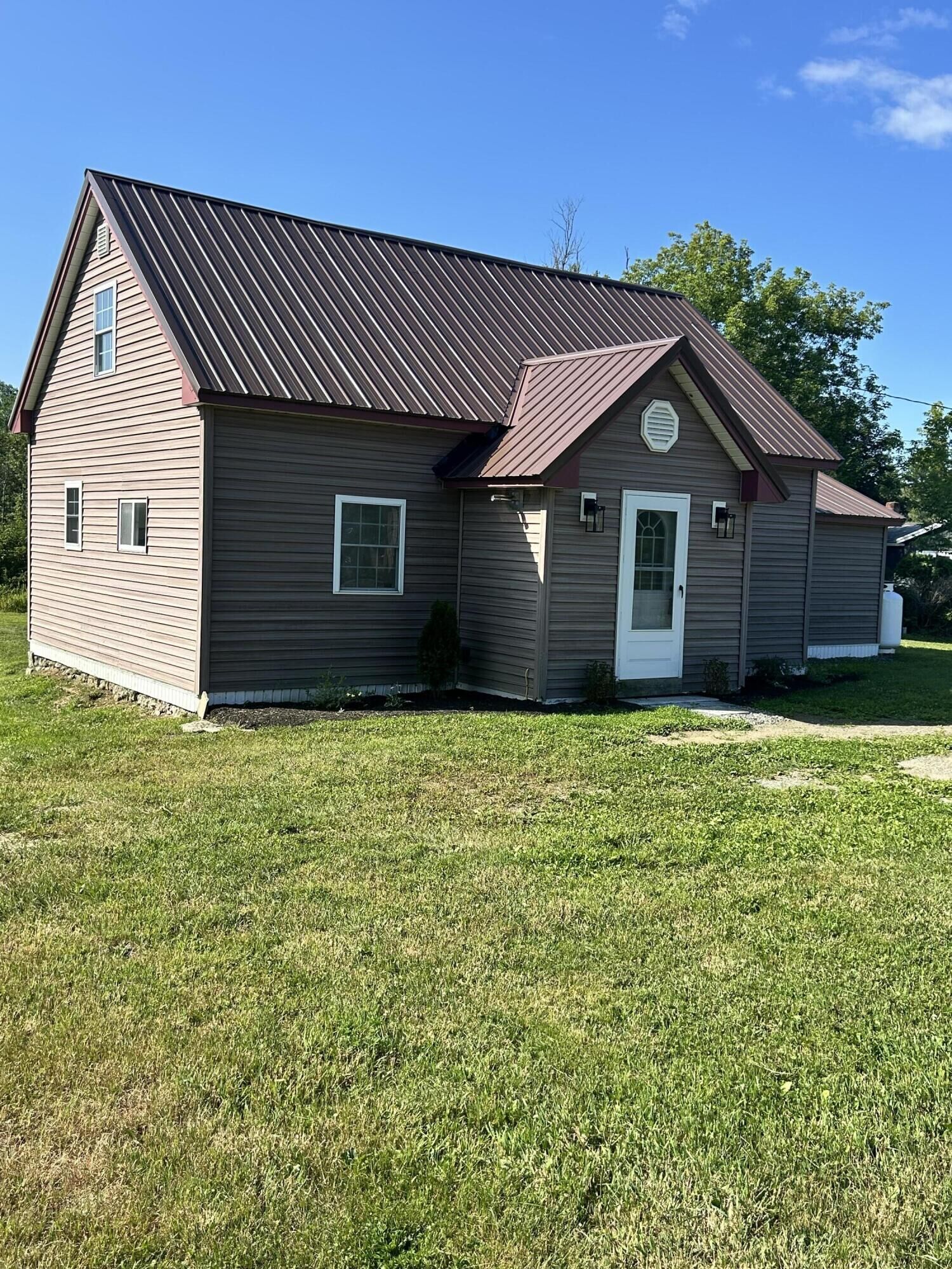 Property Photo:  759 Main Street  ME 04965 