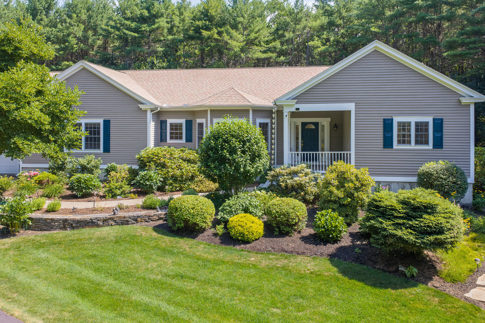 Property Photo: 7 Moses Lane ME 04074