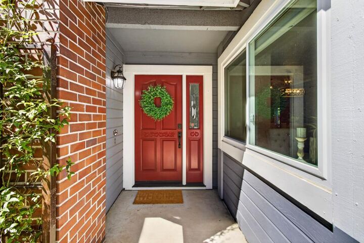 Property Photo:  2991 Courtside Drive  CA 95661 