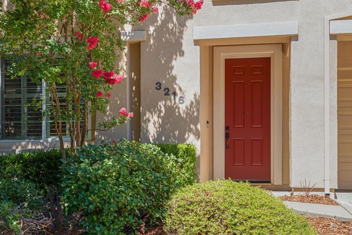 Property Photo: 3216 Rapallo Place CA 95762