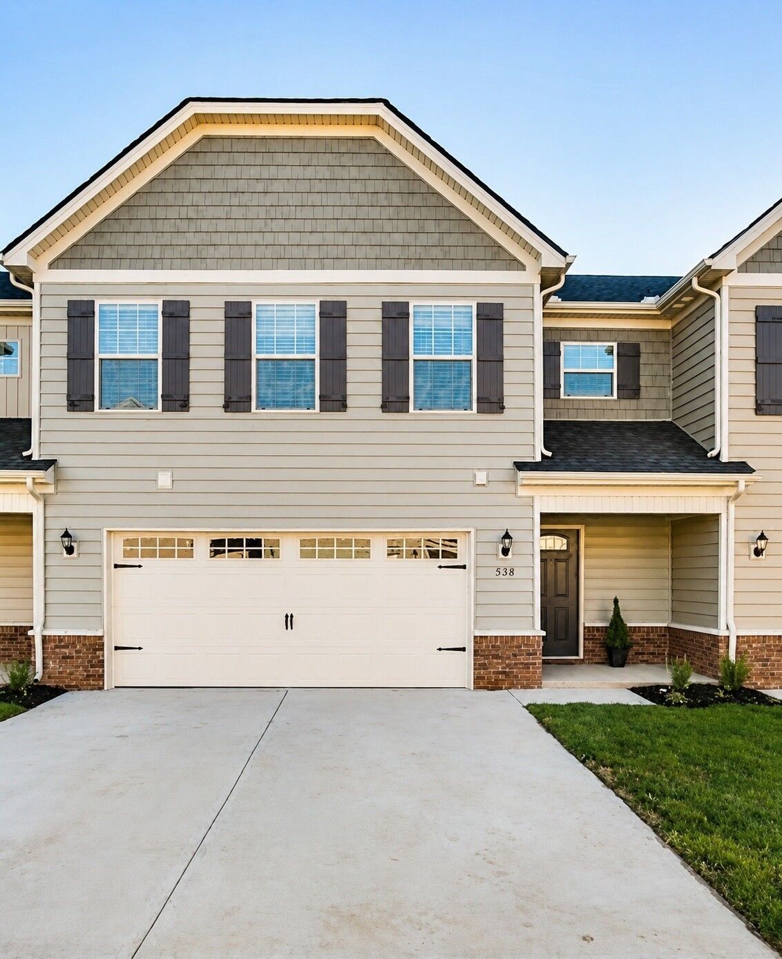 Property Photo:  908 Azeri Ave  TN 37128 