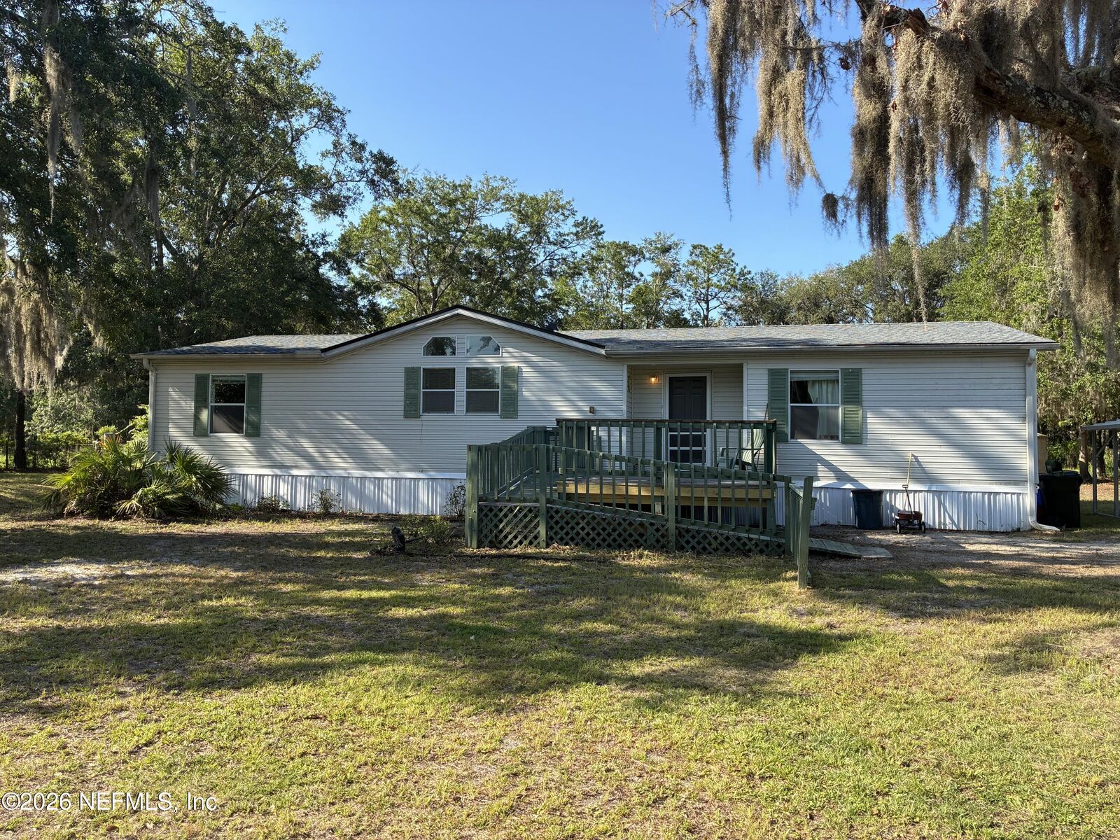 Property Photo:  21919 NE 69th Place  FL 32666 