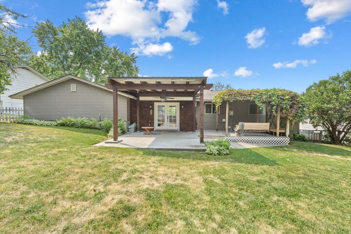 Property Photo: 1607 E Ivy Ave WA 99114