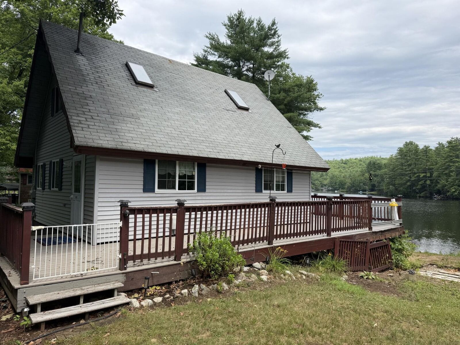 Property Photo:  428 Deer Meadow Road  NH 03303 