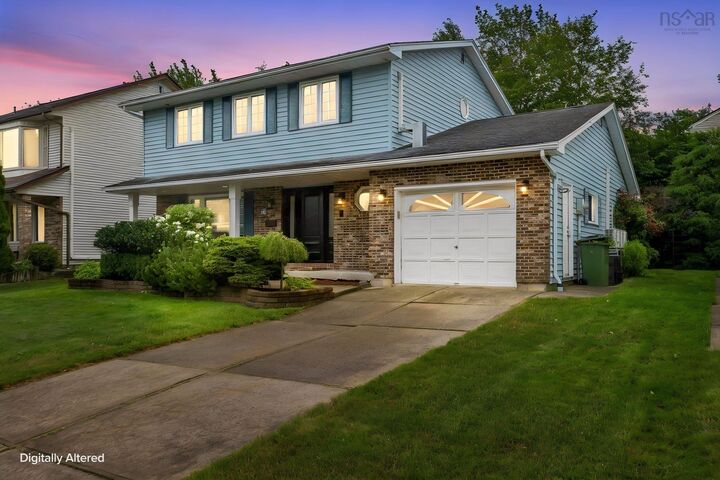 94 Dillon Crescent — photo 1